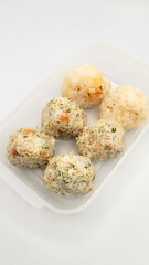 おむすびのお弁当・Rice ball lunch box・기저귀의 도시락