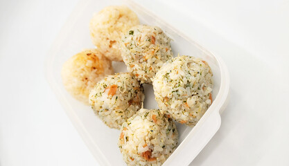 おむすびのお弁当・Rice ball lunch box・기저귀의 도시락