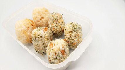 おむすびのお弁当・Rice ball lunch box・기저귀의 도시락
