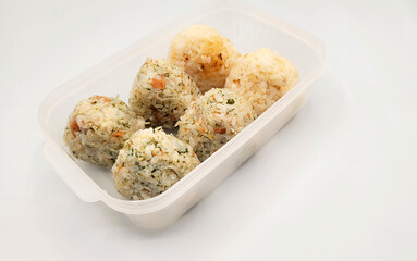 おむすびのお弁当・Rice ball lunch box・기저귀의 도시락