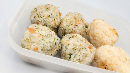 おむすびのお弁当・Rice ball lunch box・기저귀의 도시락