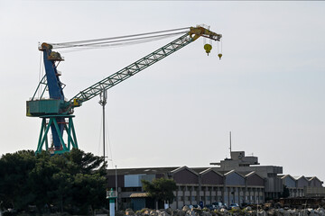 La grue portuaire