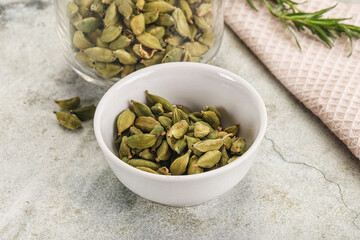 Dry Cardamom - aroma seasoning flavour