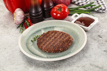 Grilled minced beef burger cutlet