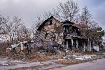 Collapsing House In Highland Park