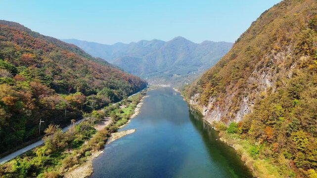 Autumn mountains and rivers