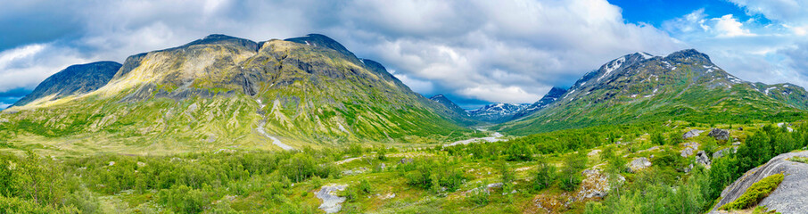 Die atemberaubende und höchste Gebirgsstraße Nordeuropas -Sognefjellet