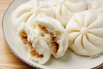 豚まん　肉まん