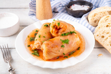 Comfort warm winter food, balanced Eastern European dinner recipe ideas, cabbage rolls, stuffed cabbage leaves, golubtsi with meat and vegetable fillings