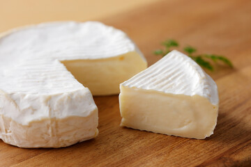 カマンベールチーズ　Camembert cheese