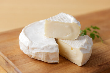 カマンベールチーズ　Camembert cheese