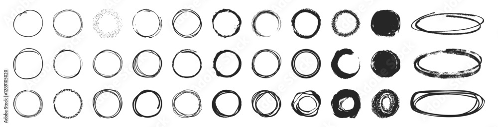 Fototapete Hand drawn ovals and circles set. Round freehand shapes and highlights isolated on transparent. Vector circular scribble doodle round circles for message note mark design element