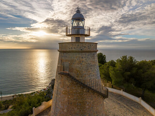 Faro Punta Mona en La Herradura, provincia de Granada, Andalucía, España. 