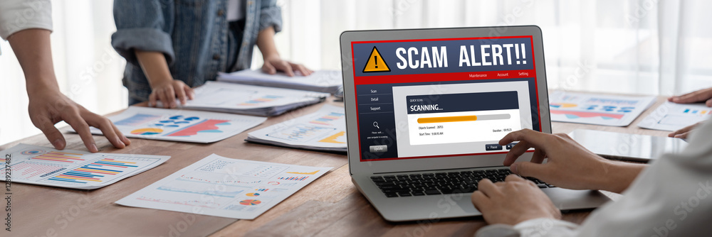 Aufkleber Cyber security software show alert of cyber attack for protection brisk. Danger from virus, phishing and cyber fraud.