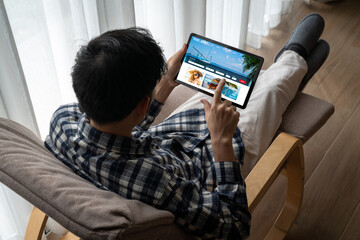 Obraz premium Online travel agency website for modish search and travel planning offers deal and package for flight , hotel and tour booking