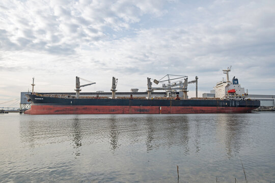 Supramax class dry bulk cargo ship Hisaronu-M moored at Kinder Morgan Terminal in Charleston Harbor, SC, USA on February 24, 2025.