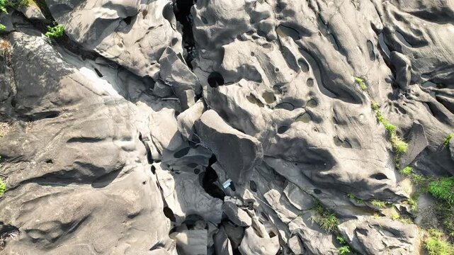 Imagen de dron del Valle de la Luna en la Chapada dos Veadeiros en Goias, Brasil