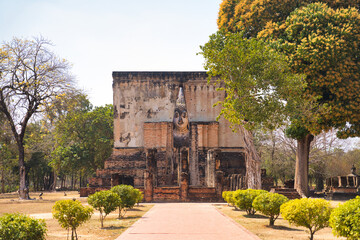 世界遺産　スコータイ歴史公園・ワット シーチュム　Sukhothai Historical Park　วัดศรีชุม