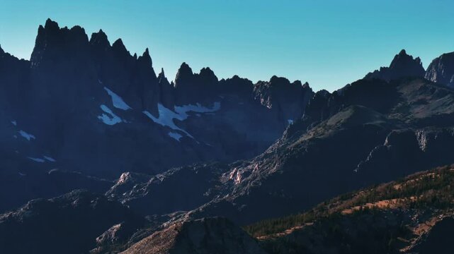 jagged peaks Mammoth Mountain daytime Minarets Summit Vista Ritter Range Banner Peak White Mountain Range Yosemite National Park Sierra Nevada Ansel Adams Wilderness nature landscape parallax left