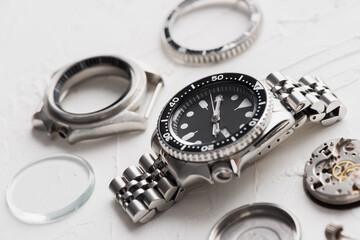 Repairing automatic wrist watch