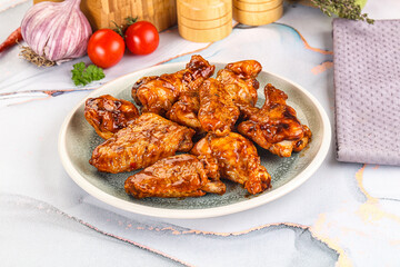 Buffalo chicken wings barbecue sauce