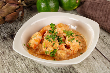 Prawn in white cream sauce