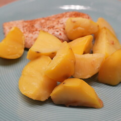 Chicken meat and potatoes