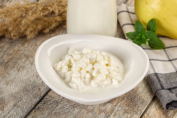 Grain cottage cheese with sour