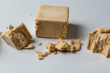 Compressed yeast cube
