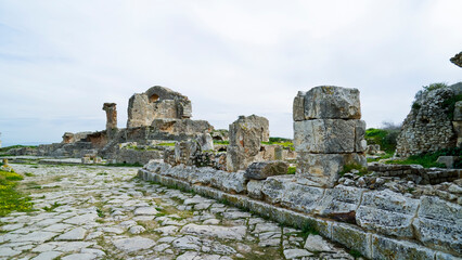 L'area archeologica di Bulla Regia,con i resti dell'antica città Romana e le abitazioni...