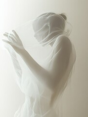 Obraz premium A barely-there white mist effect over a bright background, emphasizing clarity, purity, and skin luminosity.