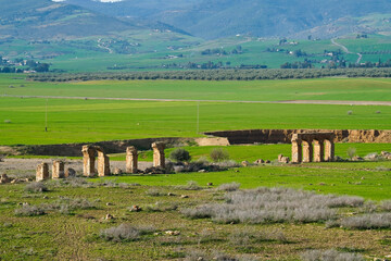 L'area archeologica di Chemtou,con i resti dell'antica città Romana e le miniere di estrazione...