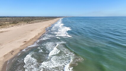 Vendres près de Vias et de Valras, plages et port de l'Hérault en Occitanie, France
