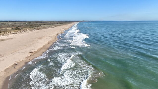 Vendres pr&egrave;s de Vias et de Valras, plages et port de l'H&eacute;rault en Occitanie, France