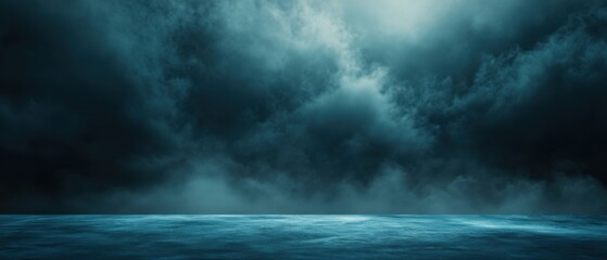Obraz premium Dramatic Stormy Sky Over a Body of Water