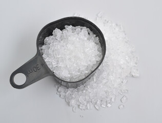 Sodium thiosulfate or sodium thiosulphate