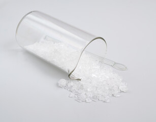 Sodium thiosulfate or sodium thiosulphate