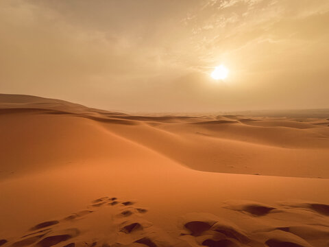 Sonnenuntergang in der Sahara