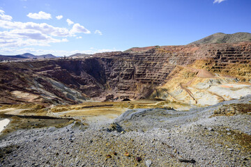 Obraz premium the lavender pit copper mine and turquoise mine in bisbee arizona