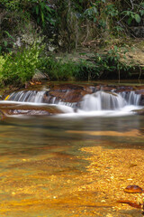 Obraz premium rio na Vila de São Jorge, cidade de Alto Paraiso de Goiás, Estado de Goiás, região da chapada dos Veadeiros
