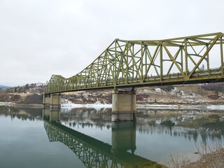 Fototapeta premium Steel bridge over Spokane River.
