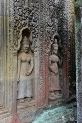 Two Khmer venus at Prea Khan