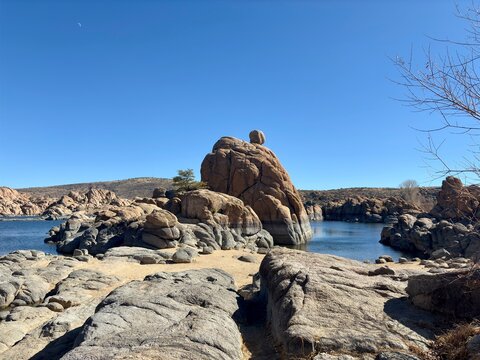 Rocky shoreline and boulder formations at Watson Lake in Prescott, AZ