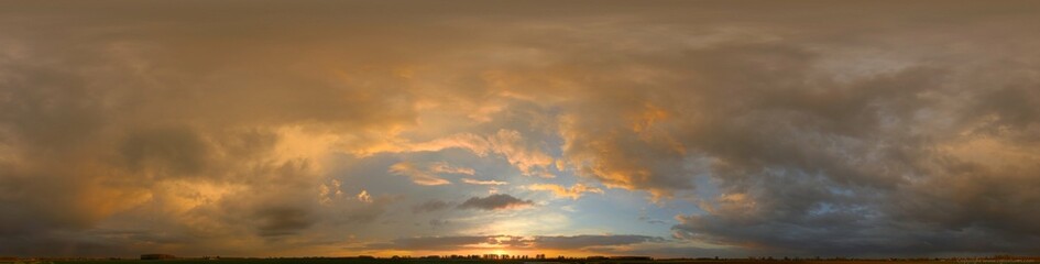 Naklejka premium Panorama 360 of sky clouds sunset sunrise 