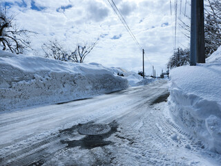 冬の雪景色　道路　自然風景　イメージ