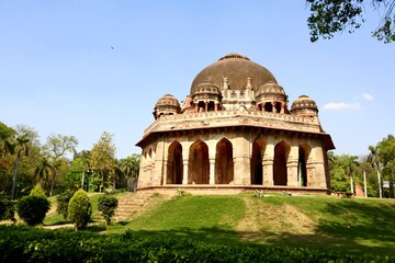 インド　ニューデリー　メヘローニ　公園