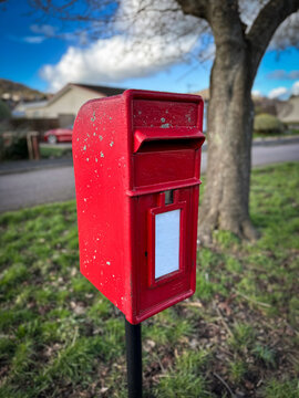 Cast iron red UK mail post box