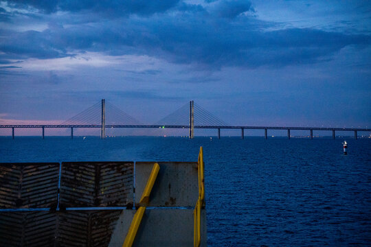 Abendliche &Uuml;berfahrt durch den &Ouml;resund