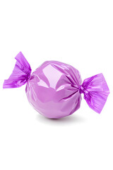 Obraz premium Candy in shiny purple wrapper isolated on white background