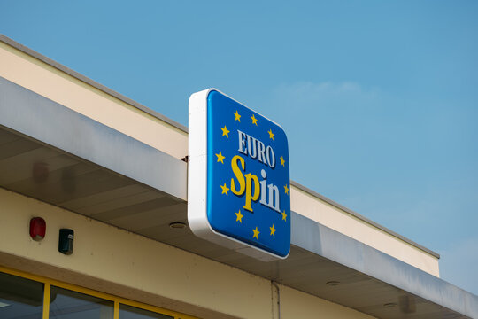 Eurospin store, a symbol of convenience and low-cost shopping. Well-organized shelves with everyday products, ideal for families and budget shopping. news, events. turin, italy February 24, 2025